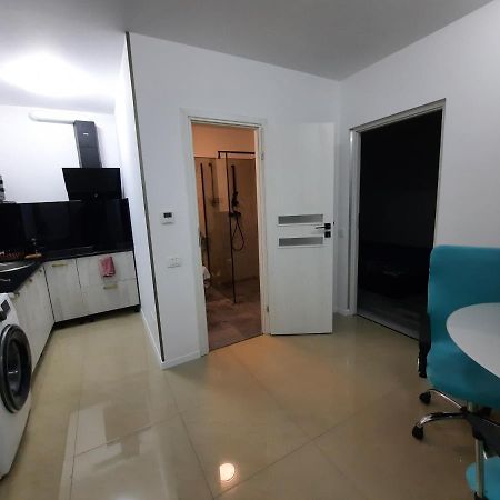 House Side By Side Διαμέρισμα Μπρασόβ Εξωτερικό φωτογραφία
